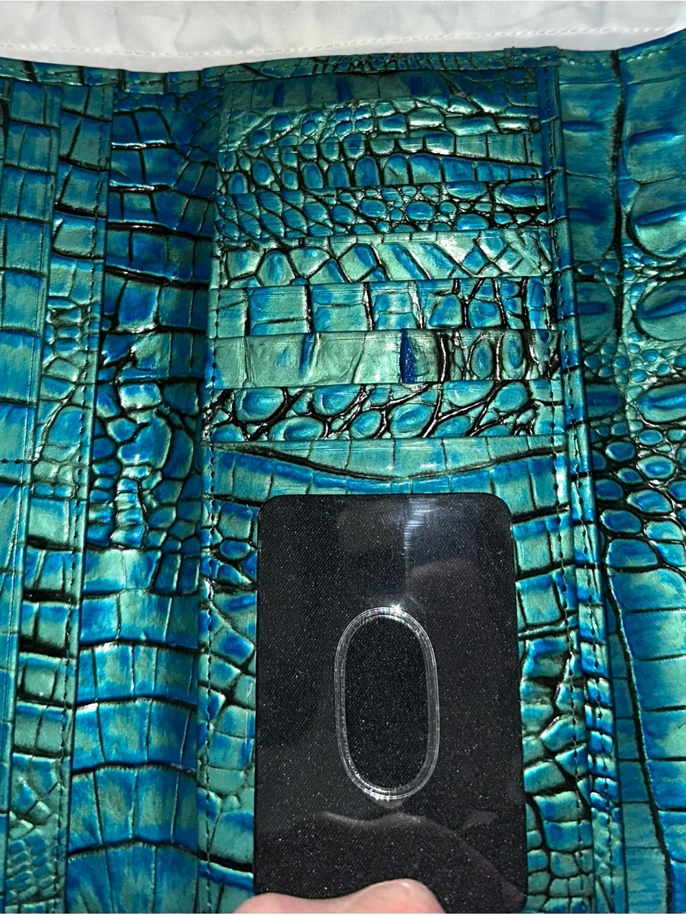 💚 EEUC Brahmin Elaine, Cordelia Wallet, and Britt Coin Purse in Peacock Shimmer - Picture 7 of 10